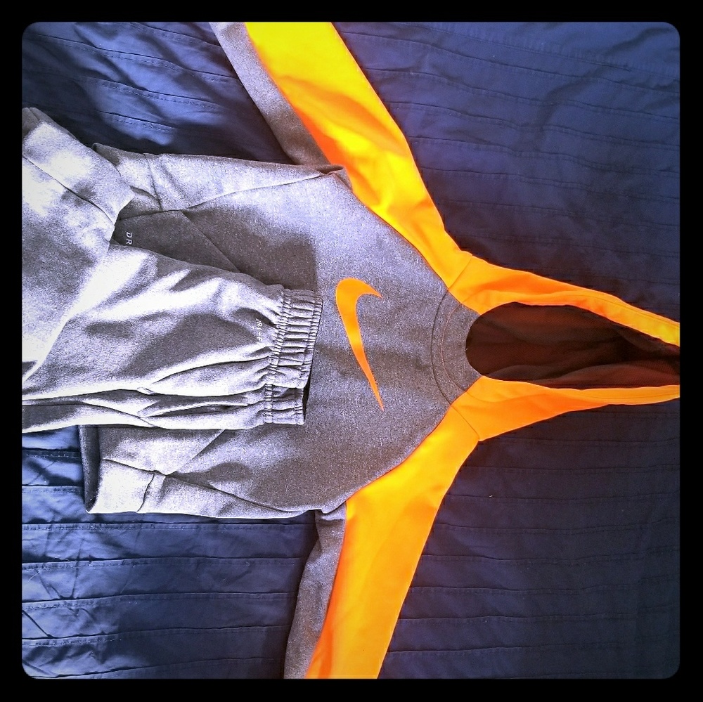 Dri Fit Nike 3t boys